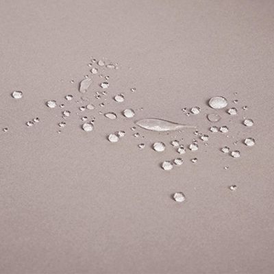 Wysokość 160cm Wciągalny ekran patio Szary ramy 63x118 cali Ekran prywatności do ogrodu